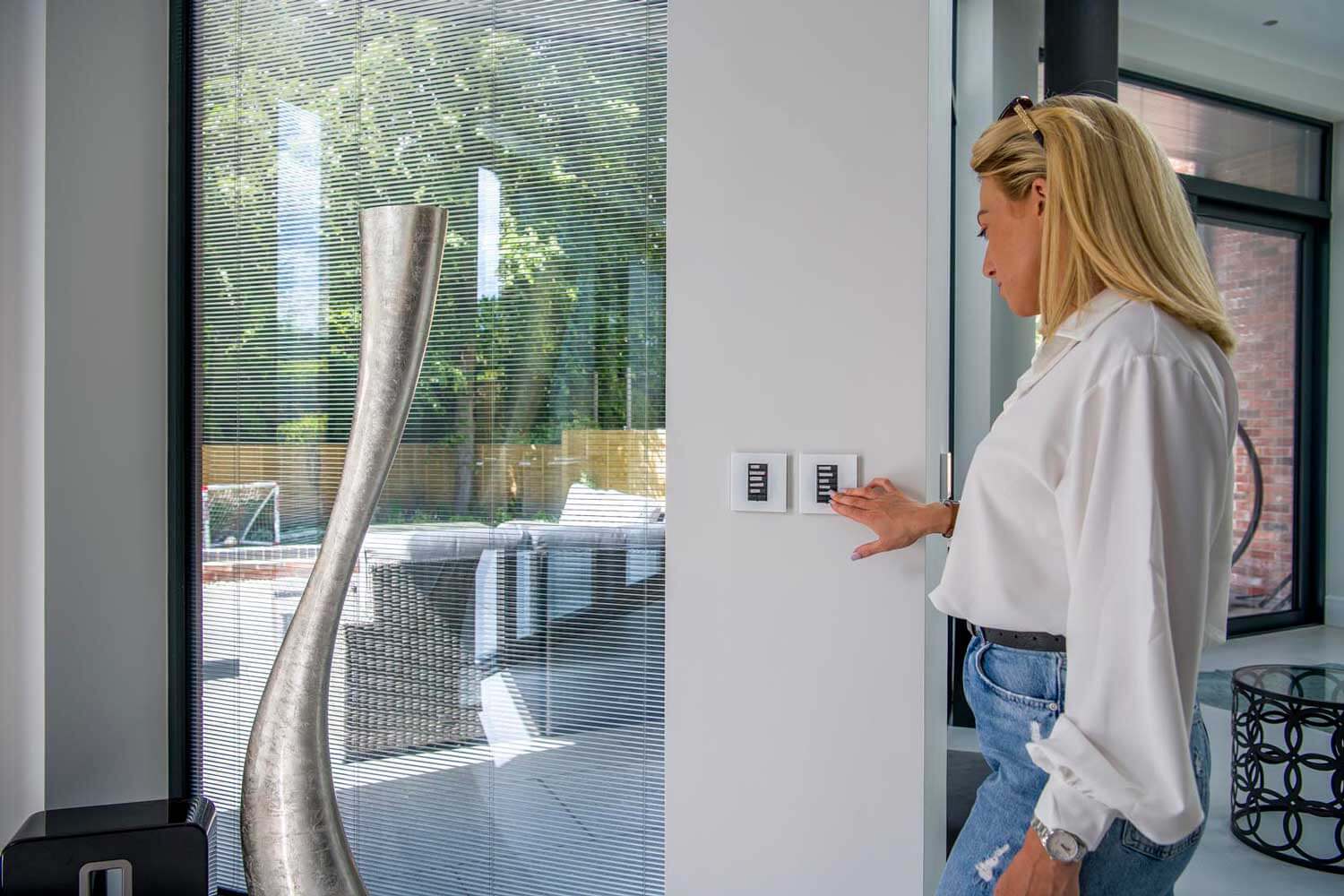 Blinds in Glass in Baldock: operating integral blinds with an electric wall switch